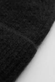 Шапка из смесовой шерсти H&M, черный
