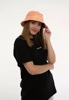 Шапка Johnny Urban