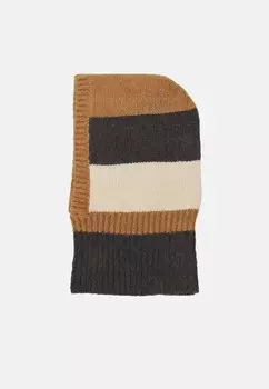 Шапка PCPYRON Pieces, мультиколор