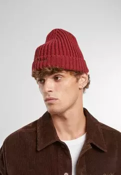 Шапка ROUGH PROHIBITED, бордовый