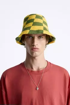 Шапка в клетку крючком ZARA, разноцветный