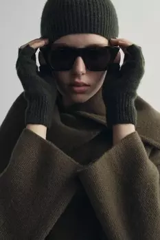 Шапка в ребристую тяжку ZARA, зеленый