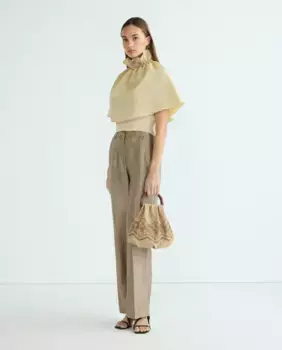 Шапочка из тафты с воротником со сборками Banarassi, золотой