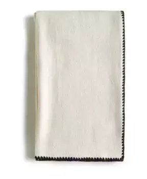 Шарф из шерсти и кашемира с вышивкой Totme, белый