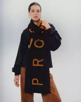 Шарф макси Estela сине-горчичный Dolores Promesas, черный