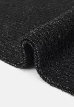 Шарф PELLE SCARF J.LINDEBERG, черный