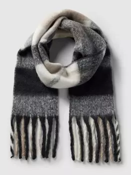 Шарф с бахромой модель "Ватти" B.Young, черный