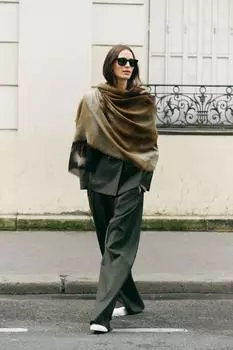 Шарф с цветочным принтом ZARA, хаки