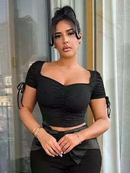 SHEIN SXY Летняя футболка с короткими рукавами и квадратным вырезом, рюшами и шнурком, черный цвет