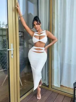 SHEIN SXY Сексуальная дырка Элегантный женский комплект из двух частей: укороченный топ и длинная юбка, белый цвет