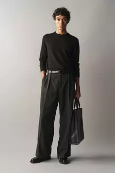 Шерстяной свитер приталенного кроя H&M, черный