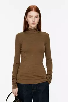 Шерстяной топ с высоким воротником Arket, коричневый