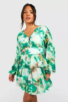 Шифоновое платье с плиссированной юбкой плюс с принтом boohoo, зеленый