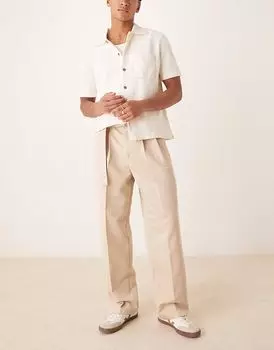 Широкие элегантные брюки ASOS DESIGN с поясом и складкой спереди в каменном цвете