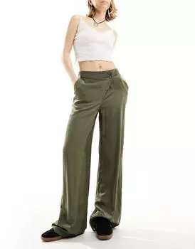 Широкие атласные брюки цвета хаки Noisy May с асимметричным поясом