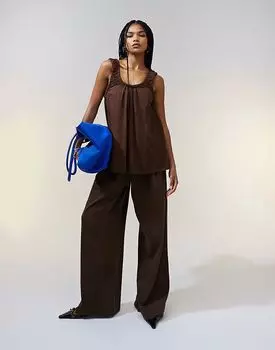 Широкие брюки ASOS DESIGN из плотной ткани со складками спереди, шоколадного цвета