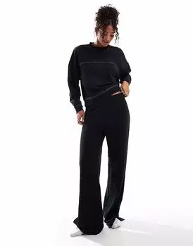Широкие брюки-джоггеры Vero Moda черного цвета