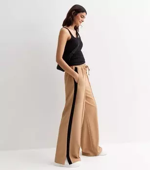 Широкие брюки на эластичной резинке светло-коричневого цвета New Look, песочный