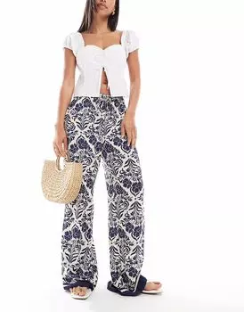 Широкие брюки с цветочным принтом New Look синего цвета