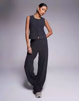 Широкие брюки в рубчик с начесом от ASOS DESIGN, цвет «уголь»