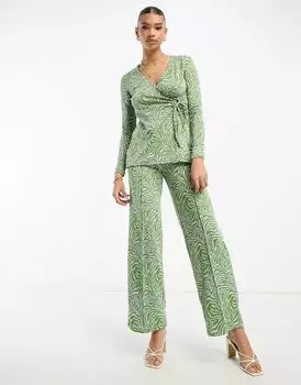 Широкие брюки зеленого цвета с завышенной талией River Island