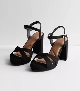 Широкие черные босоножки на блочном каблуке из двух частей замши New Look, черный