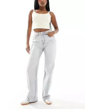 Широкие джинсы D92 dad в светло-сером цвете Stradivarius