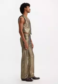 Широкие джинсы Levi's, золотые шпоры 517 Bootcut