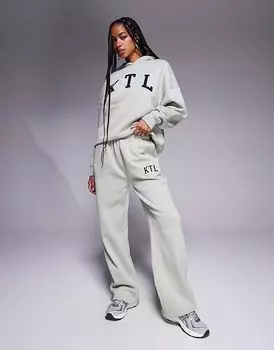 Широкие джоггеры шалфейного цвета с вышитым логотипом KTL Kaiia