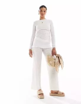 Широкие фактурные брюки Pull&Bear цвета экрю