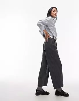 Широкие прямые брюки в тонкую полоску серого цвета Topshop