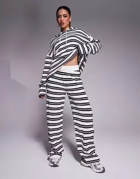 Широкие трикотажные брюки ASOS DESIGN в черно-белую полоску