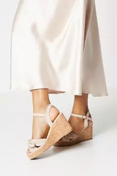 Широкие туфли на танкетке Rikki Bow Dorothy Perkins, нюд