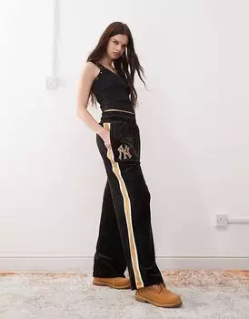 Широкие велюровые спортивные брюки New Era NY Yankees черного цвета с полосками по бокам