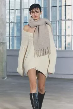 Широкий шарф с бахромой ZARA, камень