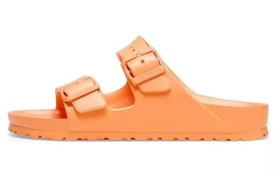 Шлепанцы Arizona с декоративной пряжкой Birkenstock