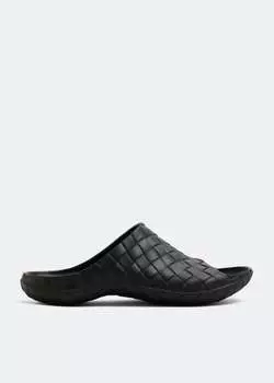 Шлепанцы BOTTEGA VENETA Beebee slides, черный