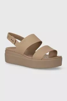 Шлепанцы Brooklyn на низкой танкетке Crocs, бежевый