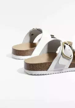 Шлепанцы Buckle OYSHO, белые