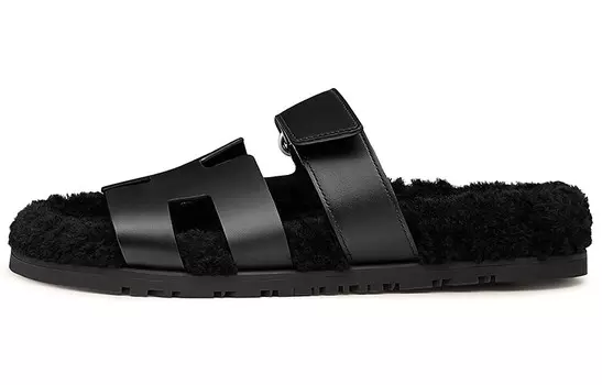 Шлепанцы Chypre женские черные Hermes