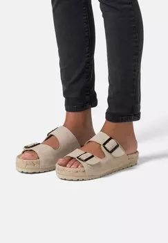 Шлепанцы FRED MARTIN COLLECTION