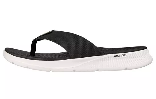 Шлепанцы Go Consistent Sandal мужские черные/белые Skechers