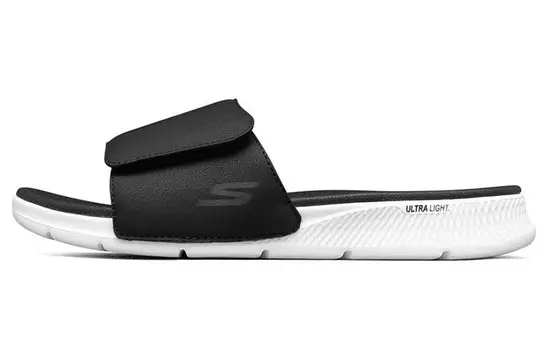 Шлепанцы Go Consistent Sandal мужские черные/белые Skechers