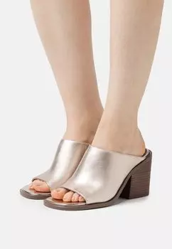 Шлепанцы Marks & Spencer