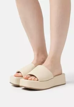 Шлепанцы Marks & Spencer