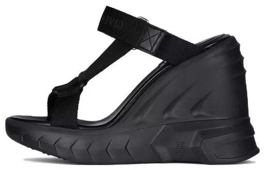 Шлепанцы Marshmallow женские черные Givenchy