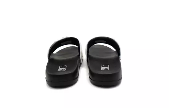 Шлепанцы New York Yankees унисекс белые Mlb