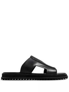 Шлепанцы с вырезами Barrett, черный