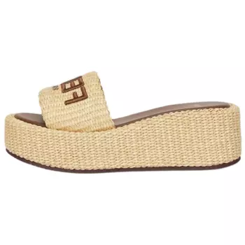 Шлепанцы Sunshine женские бежевые Fendi