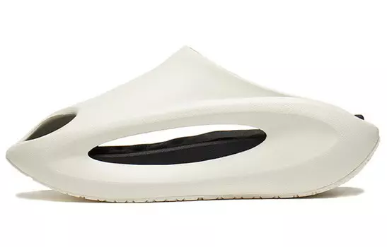 Шлепанцы унисекс бежевый/черный Lining